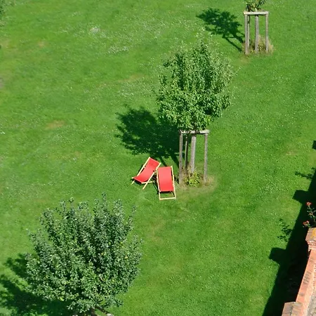 Апартаменты Kultur Gut Hasselburg *