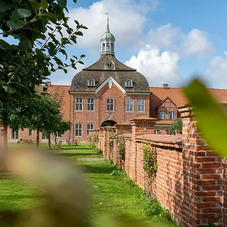 Kultur Gut Hasselburg Altenkrempe