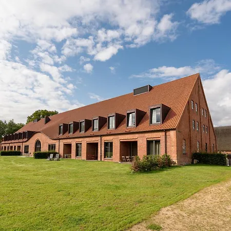 Kultur Gut Hasselburg Апартаменты *