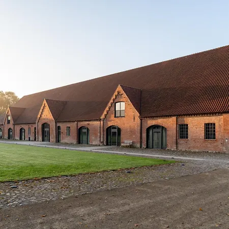 Апартаменты Kultur Gut Hasselburg Altenkrempe