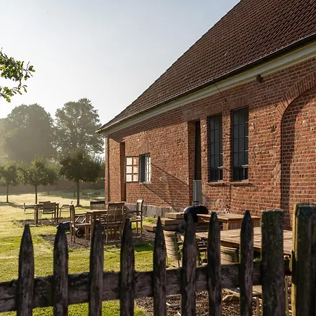 Апартаменты Kultur Gut Hasselburg Altenkrempe